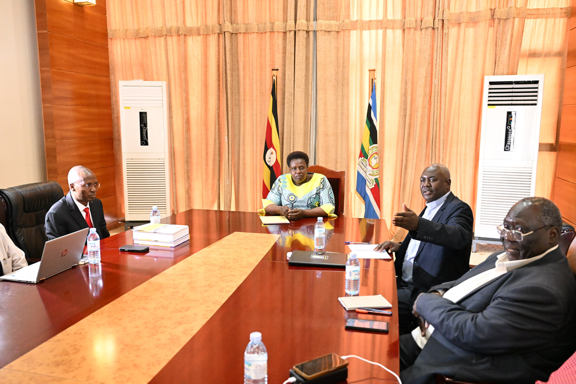 KAPATU-Project-Leaders-Present-Progress-Audit-Report-to-Vice-President-Alupo-2