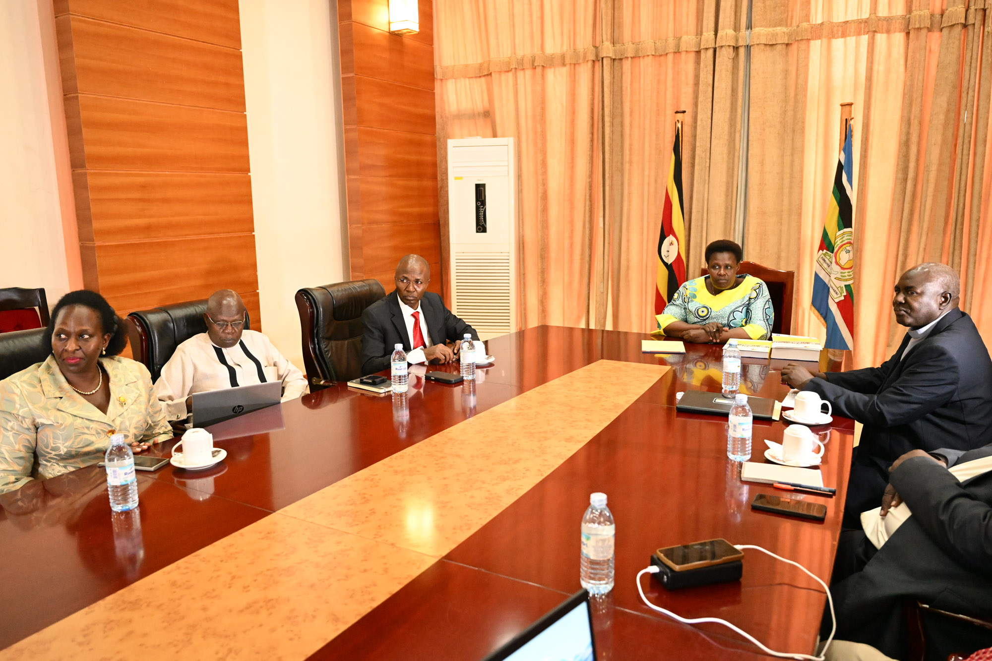 KAPATU-Project-Leaders-Present-Progress-Audit-Report-to-Vice-President-Alupo-7